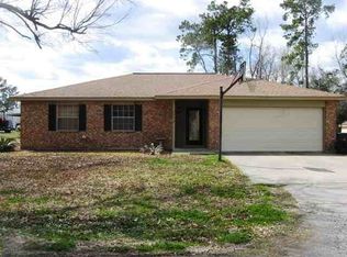 2774 Briggs Dr, Orange, TX 77630