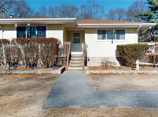 2545 Division Rd, East Greenwich, RI 02818