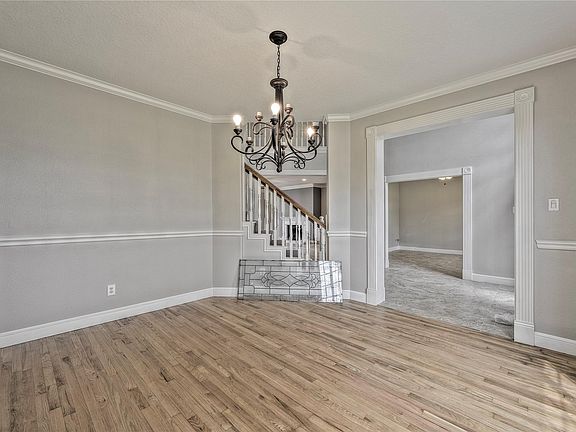 3rd image of 1806 Cloud Croft Dr