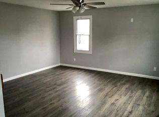 306 Park St, Waterloo, IL 62298