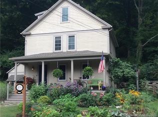 56 Mountain Rd, Woodbury, CT 06798