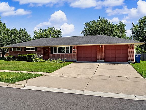 3rd image of 5580 Barnard Dr
