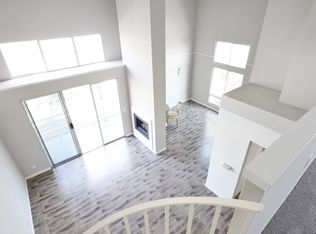 6066 Franklin Ave #301, Los Angeles, CA 90028