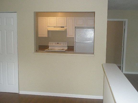 5th image of 3599 Woodbriar Cir APT G
