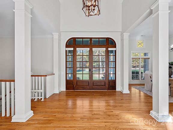 5th image of 121 Marstons Mill Dr