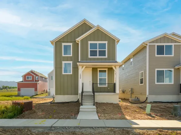 1557 S 920 W, Clearfield, UT 84015
