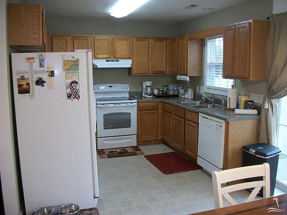 3rd image of 2926 Bay Village Street NW