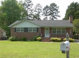 3902 Galway Dr, Greensboro, NC 27406