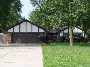 2144 S Custer Rd, Monroe, MI 48161