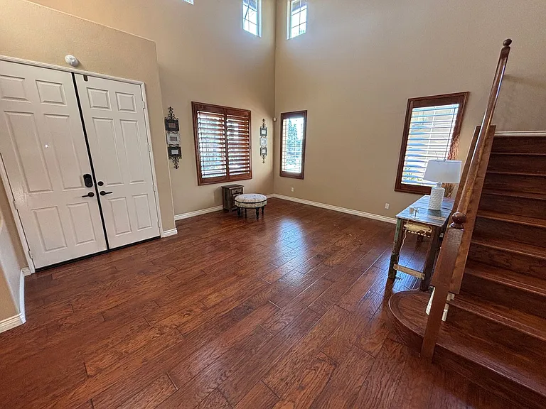 1163 Via Vista Dr — Photo 44