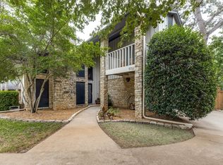 5722 Trails Edge Ct, Arlington, TX 76017