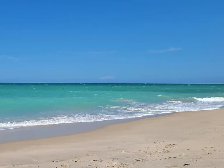 Floridana Beach