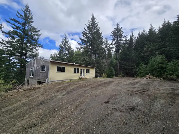 3790 Thomas Rd, Miranda, CA 95553