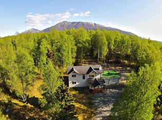 17710 Lacey Dr, Eagle River, AK 99577