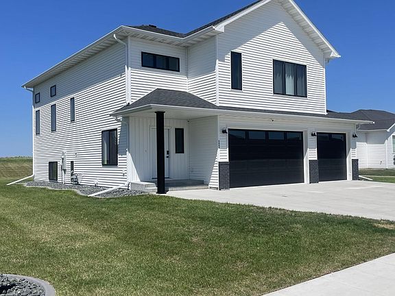 3rd image of 5006 11th St W