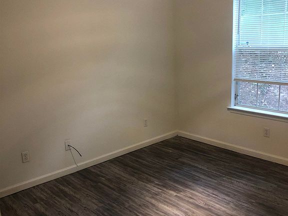 2nd image of 2471 Wren Hollow Dr #2