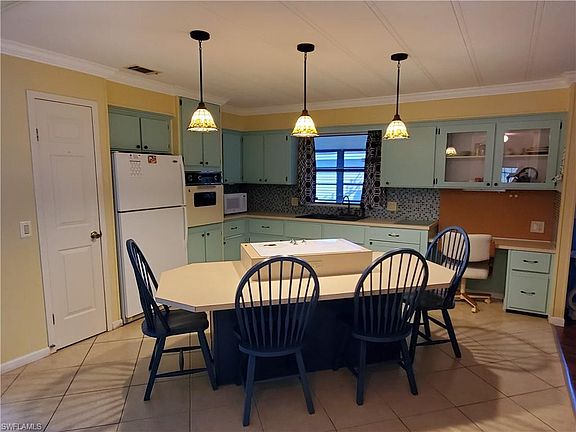 2nd image of 4689 Pago Pago Ln
