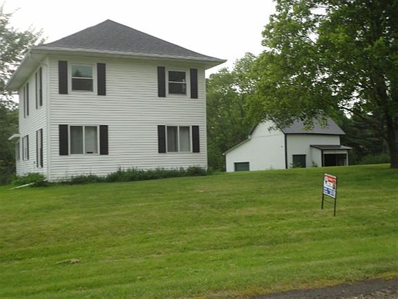 2nd image of 208 S Highland St