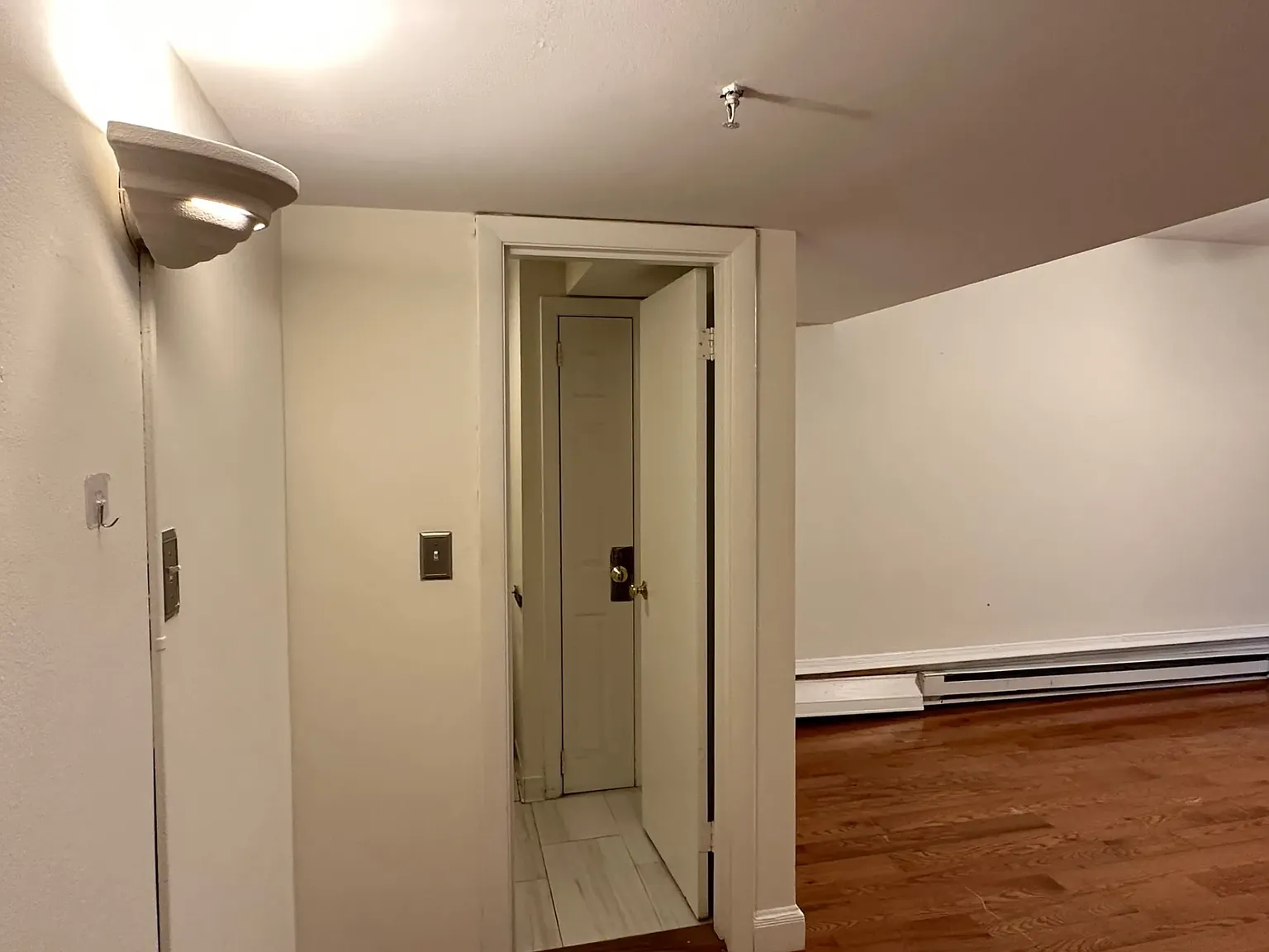 Studio, 9999 sqft, $2,500 — Photo 4