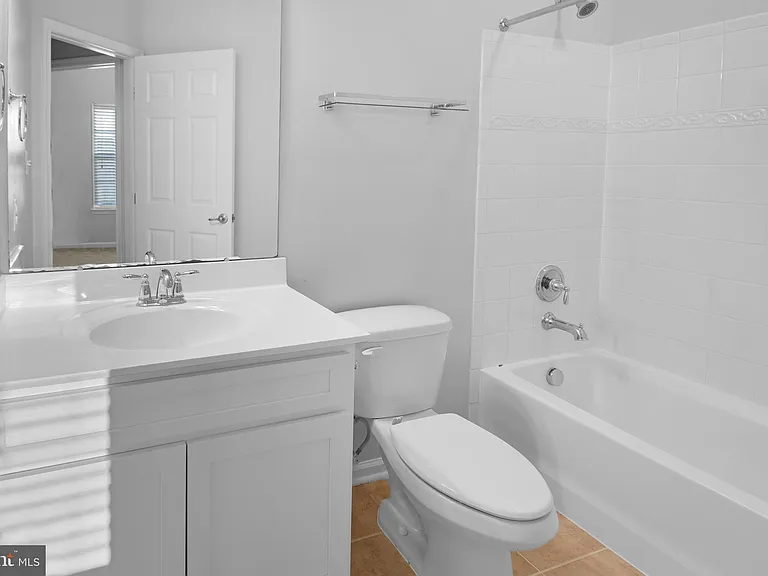 9611 Atterbury Ln — Photo 12