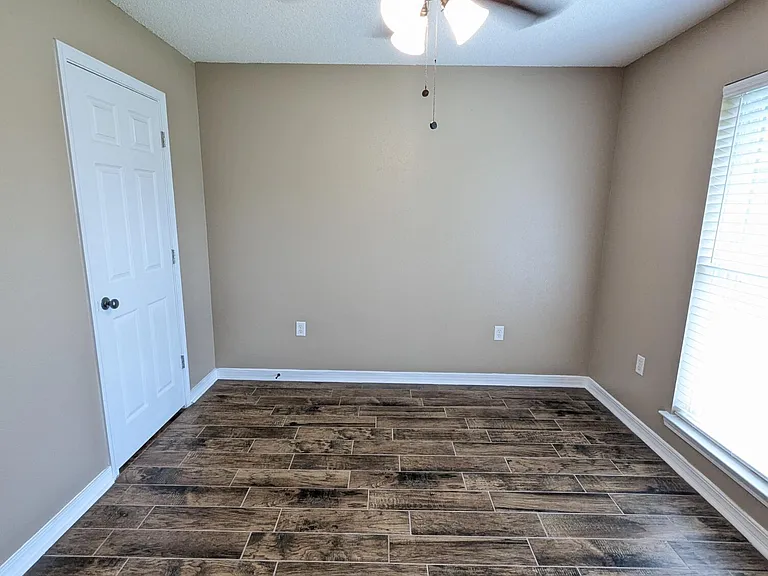 2409 Juneau Ln — Photo 18