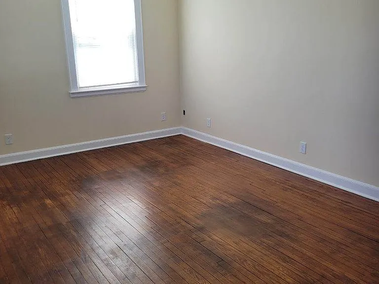 1019 Pine Ave #1B — Photo 6
