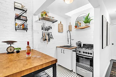 Rented by Cooper & Cooper Real Estate