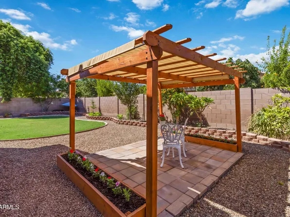 2574 E DONATO Drive, Gilbert, AZ 85298