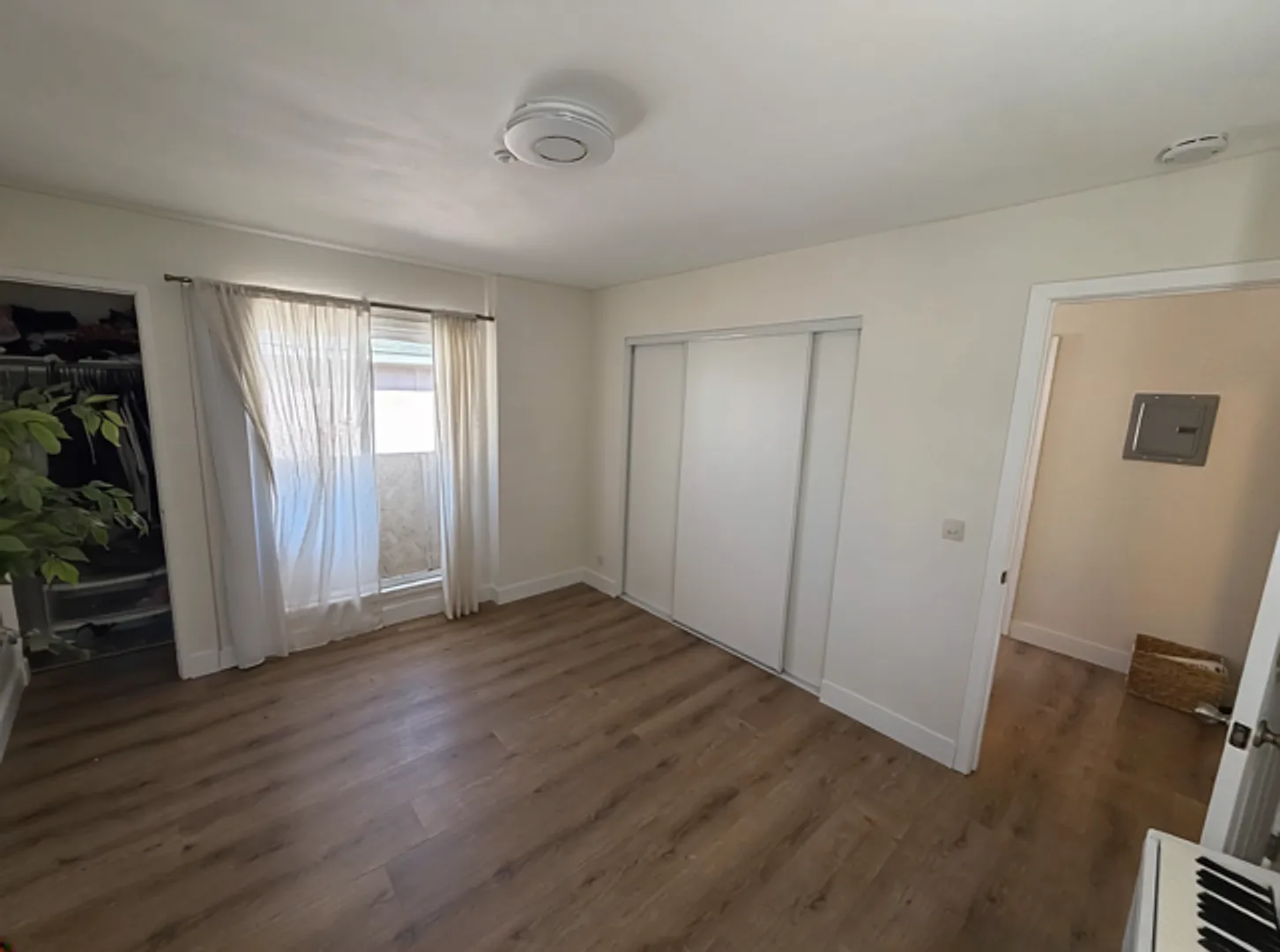 2120 Mountain View Road — Photo 3
