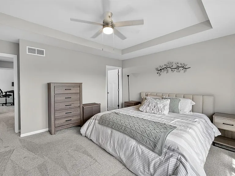 208 Sugar Maple Ln — Photo 8