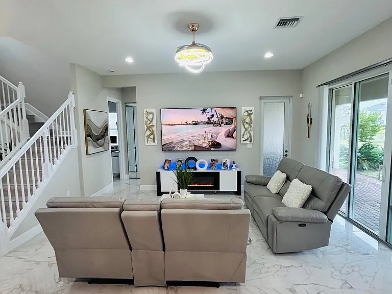 14999 Goldspar Ct — Photo 12