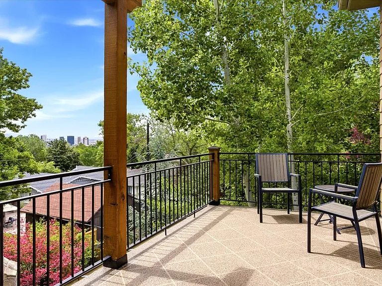 1418 E Federal Way — Photo 19