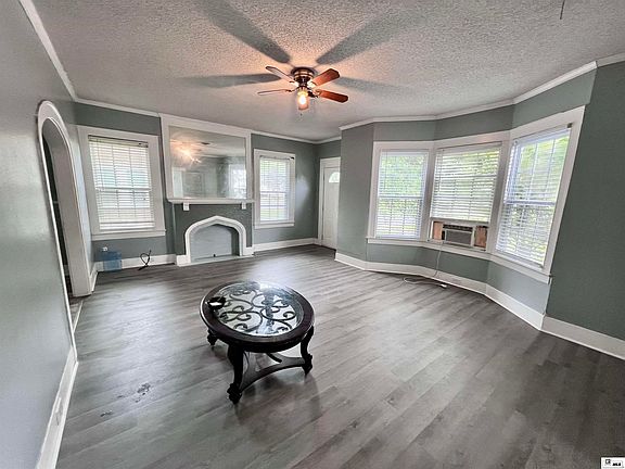 2nd image of 706 Bres Ave