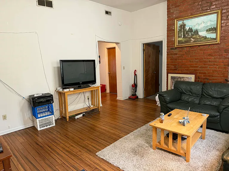 2377 Wheeler St #2 — Photo 11