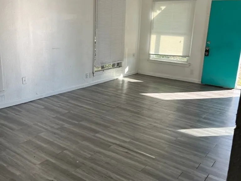 1610 N Anglin St — Photo 10