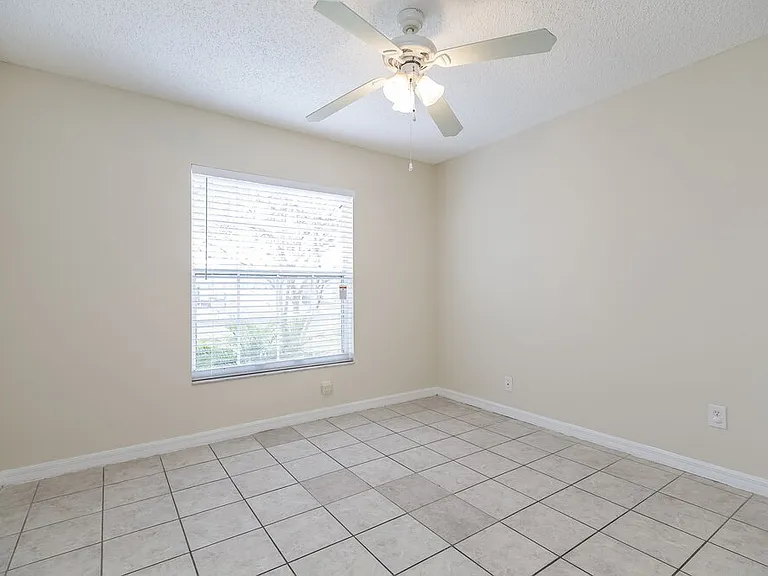 4607 Osceola Point Trl — Photo 11