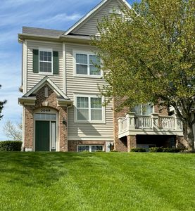 3049 Marion St, Elgin, IL, 60124