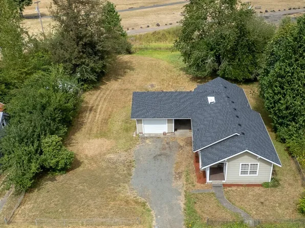 612 Main Avenue, Morton, WA 98356