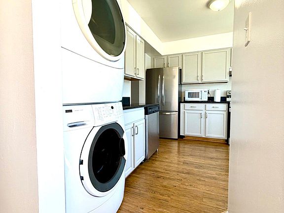 4th image of 7921 Meadow Ct