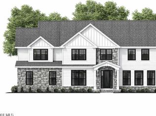 4 Sutton Ct, Matawan, NJ 07747
