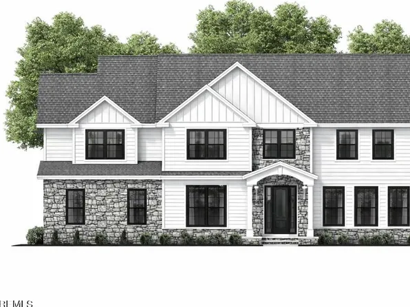 4 Sutton Place, Matawan, NJ 07747