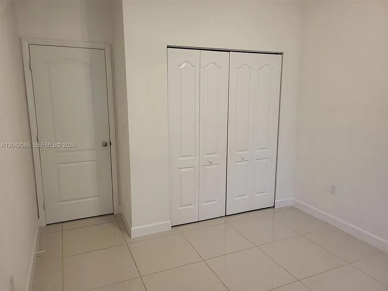 1029 SW 11th Ave — Photo 19