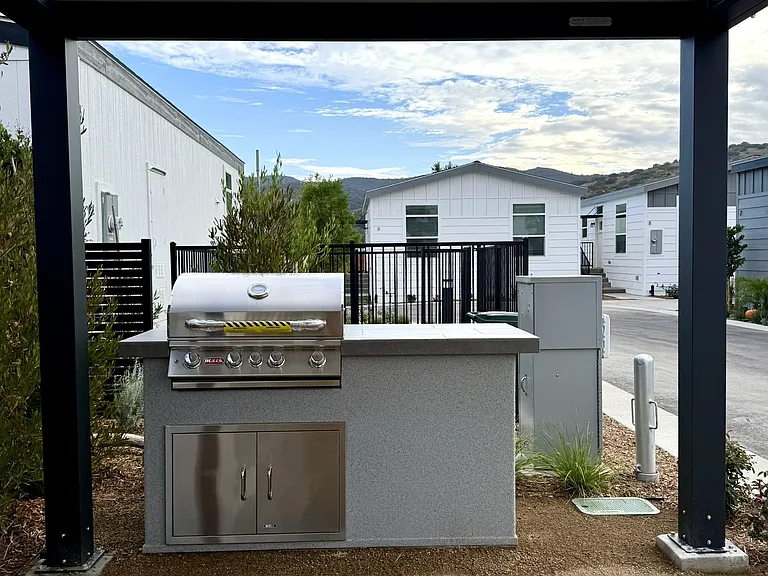 53 N Conejo School Rd — Photo 18