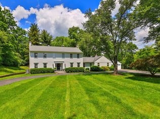 8080 Indian Hill Rd, Cincinnati, OH 45243