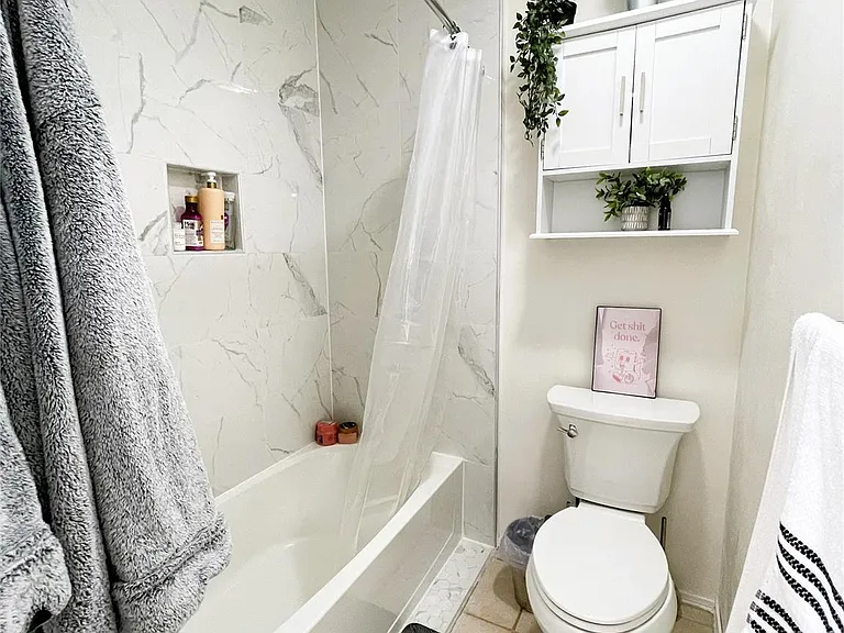 921 Marine Dr #214 — Photo 8