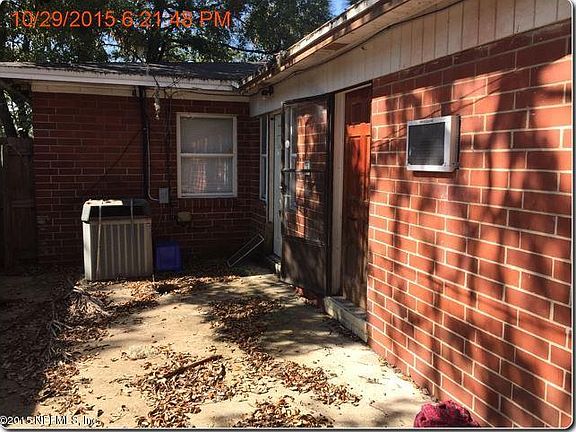 2nd image of 3225 LIBERTY Street N