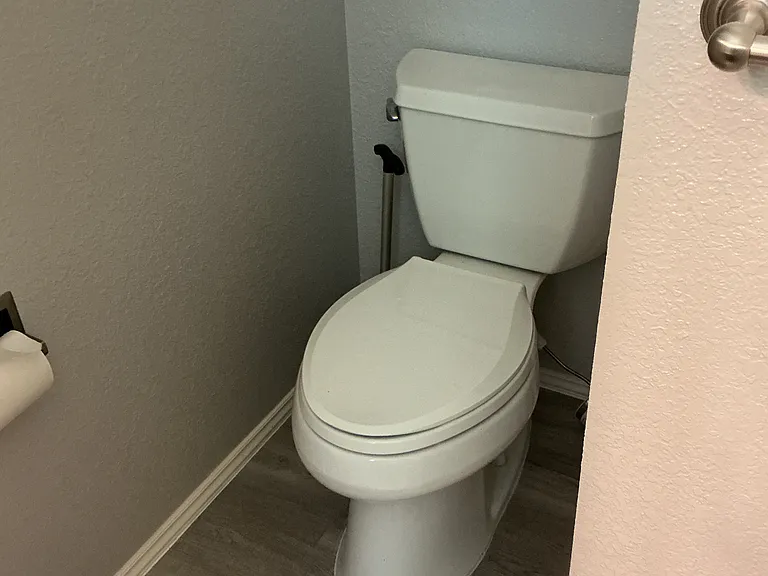 10243 Ashley Cir NW — Photo 16