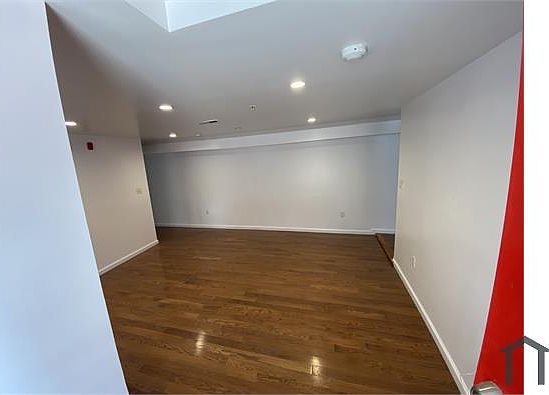 4th image of 1624 N 57th St #1