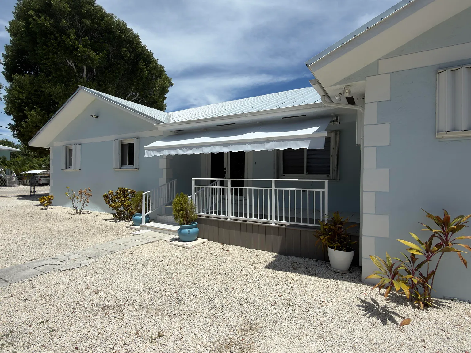 4 bed, 2.0 bath, 2141 sqft, $3,395 — Photo 1