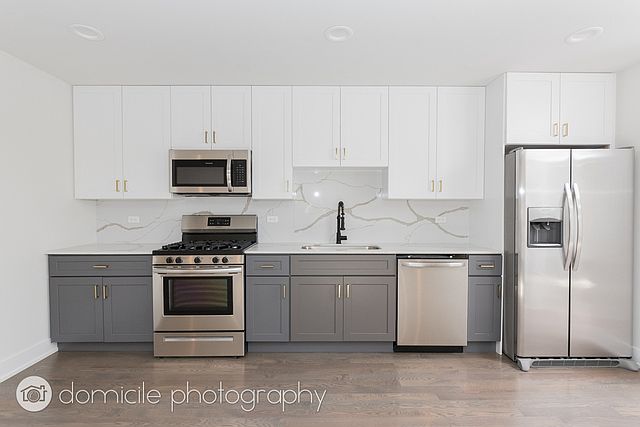 1st image of 835 N Wolcott Ave #X04
